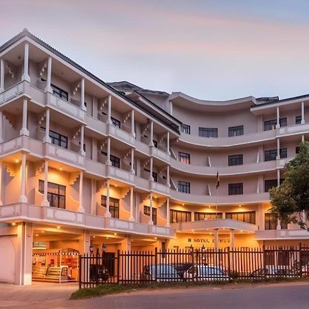 Devon Hotel Kandy Exterior photo