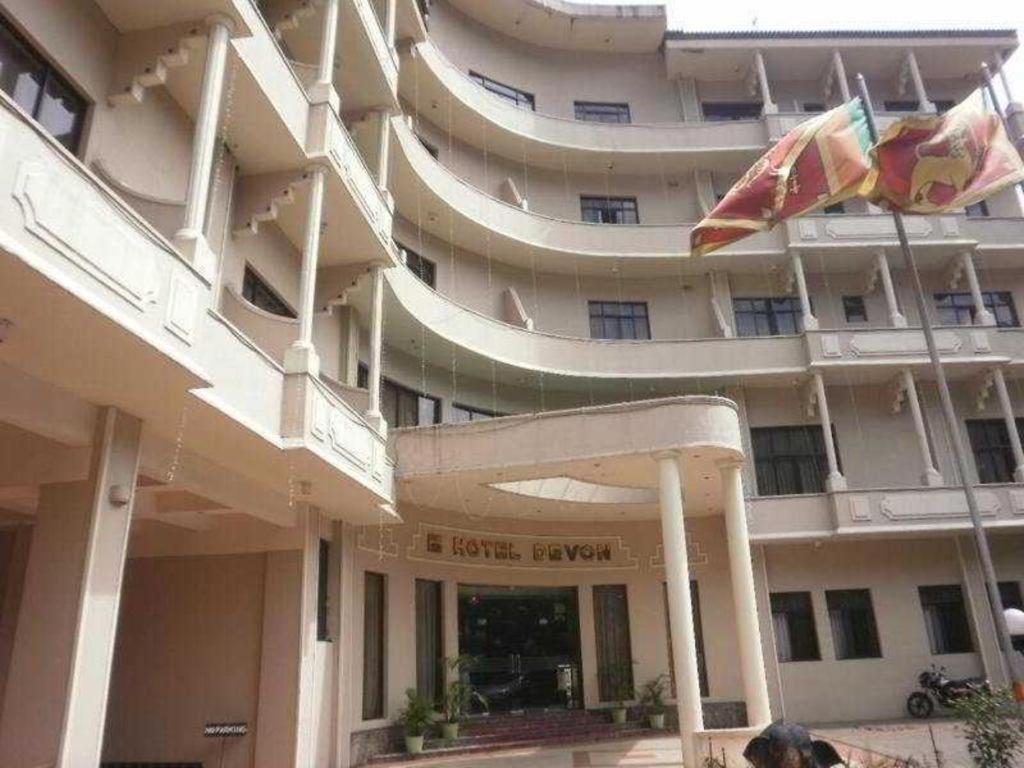 Devon Hotel Kandy Exterior photo